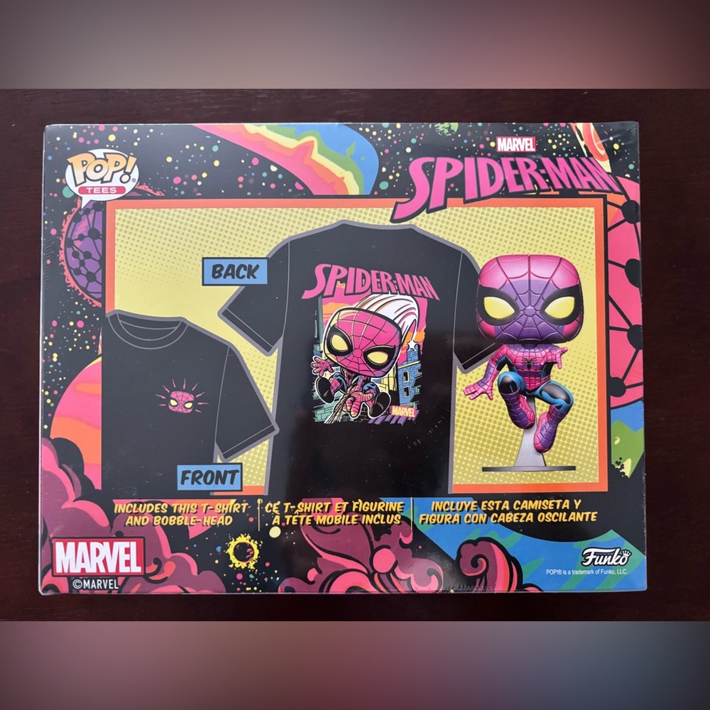 FUNKO POP MARVEL SPIDER-MAN BLACKLIGHT T-SHIRT BOX SET NEW IN BOX SEALED - Picture 2 of 5